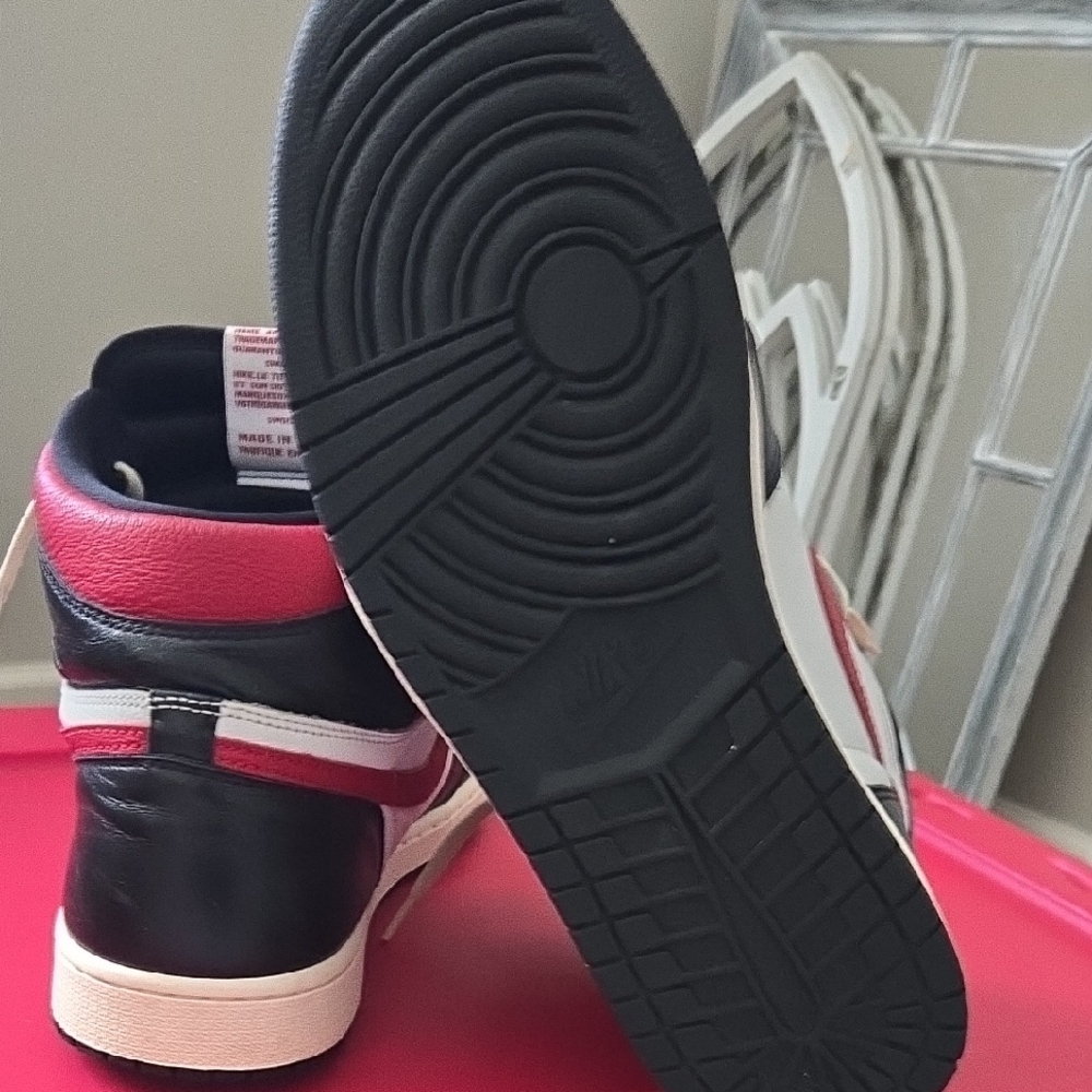 2019

Air Jordan 1 Retro High OG 'Gym Red' - Picture 6 of 7
